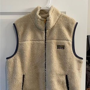 Men’s LLBean Sherpa vest xl. Great condition